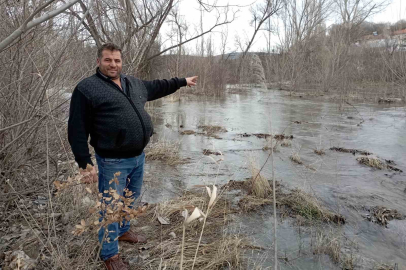Tokat Artova’da Dere Taştı: 1500 Dönüm Tarla Sular Altında