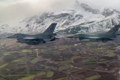 Jetler Erzincan’ın kurtuluşu için havalandı