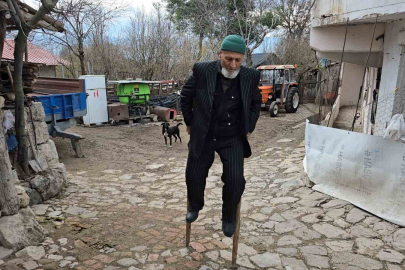 Vezirköprü'de Bir Asırlık Gelenek: 83 Yaşında Ayakcakla Geziyor