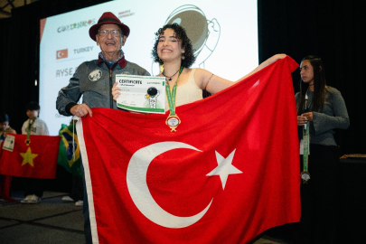 Hataylı Ayşe Naz’dan Dünya Zirvesi: NASA’da Altın Gurur