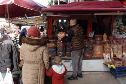 Trabzon’da Ramazan Öncesi Güveç Hareketi: Tezgâhlar Kuruldu, Satışlar Eski Günleri Arıyor