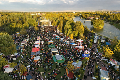 Eskişehir Kahve Festivali Başlıyor: Duman ve Göksel Sahne Alacak!