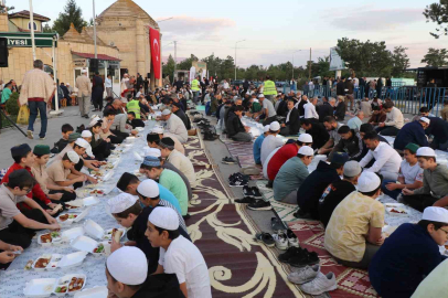 Erzincan'da Terzibaba Sofrası Kuruluyor: Her Gün 700 Kişiye İftar