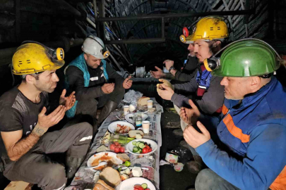 Zonguldak’ta Madenciler İlk Sahuru 120 Metre Altında Yaptı