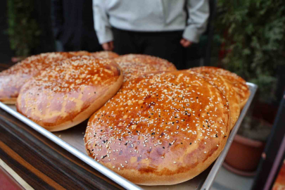 Elazığ’da Ramazan’ın Simgesi: Nohut Ekmeği Tezgâhlarda