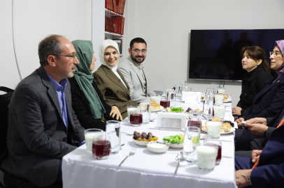 Bakan Göktaş'tan Şanlıurfa'da Sürpriz: Depremzede Gence Kız İstedi