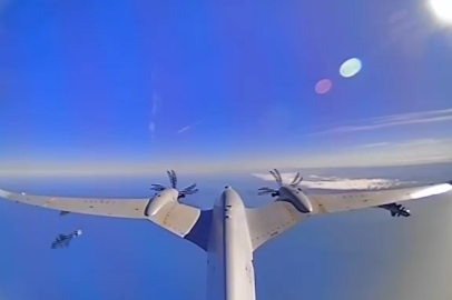 AKINCI'dan Havada Tam İsabet: EREN Mühimmatı Hedef İHA'yı Vurdu!