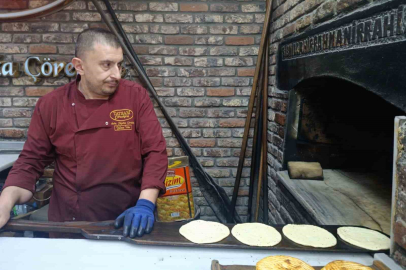Bayramın Kokusu Taş Fırından Yükseliyor: Maraş Çöreği Mesaisi