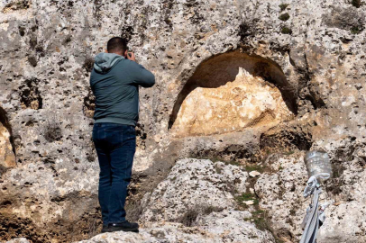 Fotoğraflar ile Ergani: Kömürtaş'ın Kaya Mezarları Kayıt Altına Alındı