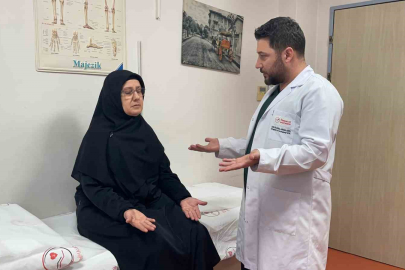 52 Yıllık Hasret Sona Erdi: Kolunu İlk Kez Kaldırdı