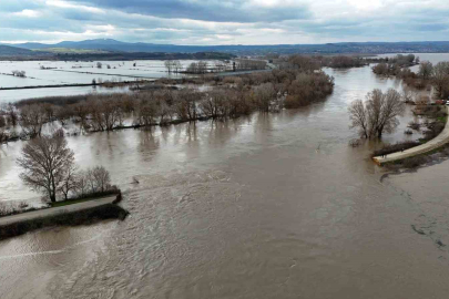 Meriç'te Sedde Yıkıldı: 400 Dönüm Ekili Tarım Arazisi Sular Altında!