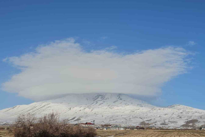 Türkiye’nin 3. Yüksek Zirvesinde Büyüleyen Görüntü
