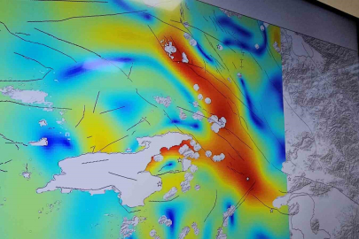 Van İçin Korkutan Deprem Uyarısı: 250 Kilometrelik Hat Gerildi!