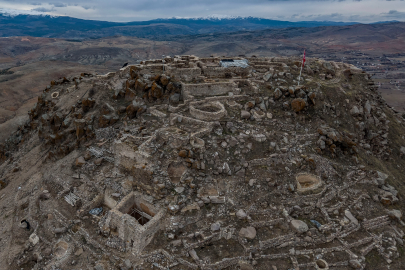 Konya'nın Muhafız Kalesi Gevale 2027'de Açılıyor: Zirveye Teleferik!