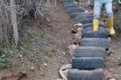 İlginç Çözüm: Camiye Giden Lastik Merdiven Görenleri Şaşırttı!