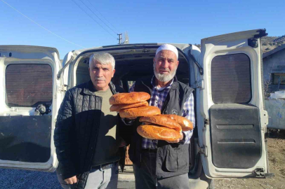 Yozgat'ta Bereket Konvoyu: Yukarı Karahacılı'da Pidesiz Ev Kalmıyor!