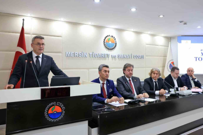 “2026 Dünyasında Bu Gömlek Dar Geliyor”