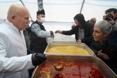 Erzurum'da Ramazan Bereketi: Mehmet Sekmen 5 Bin Kişiye Destek Verdİ!