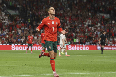 Ronaldo’dan Sürpriz Yatırım: Almeria Kulübünün Hisselerini Satın Aldı!