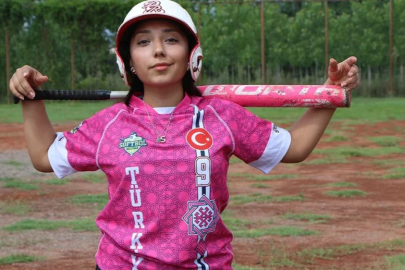 Sevdenur Gülçiçek’ten Acı Haber: İki Kez Yendiği Kansere Bu Kez Yenildi!