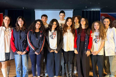 New York Times’ta İzmir İmzası: 14 Bin Eser Arasından Zirveye!