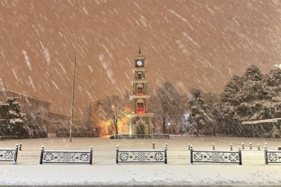 Bölge Geneline Kar Alarmı: Meteoroloji 10-20 Santimetre Kar Bekliyor!