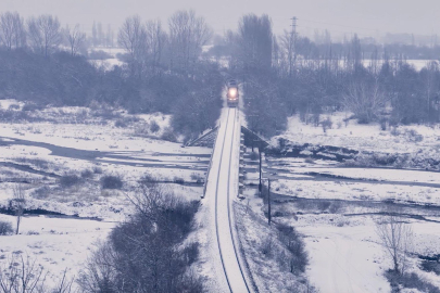 Erzincan’da Beyaz Masal: Doğu Ekspresi Beşsaray'da süzülüyor