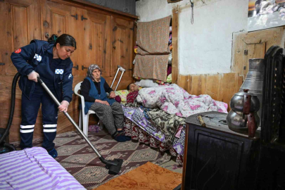 Mersin Büyükşehir’den En Ücra Mahallelere Evde Bakım Hizmeti