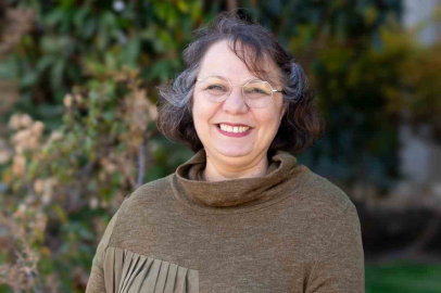 Hit Şarkılarda Gizli Mesaj: Erkek Mağdur, Kadın Öfkeli