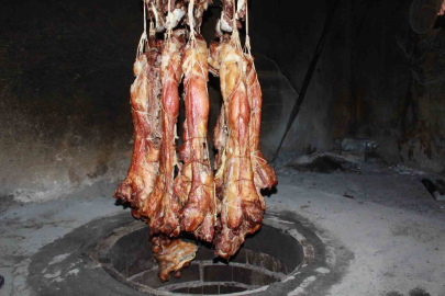 Siirt'in Tescilli Lezzeti Büryan Kebabı İftarları Süslüyor