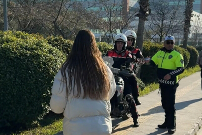 Aydın'da MSÜ Sınavına Giren Öğrencinin Kimliğini Polis Yetiştirdi
