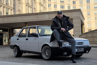 New York Times Meydanı'nda 16 Plakalı Tofaş Şaşkınlığı