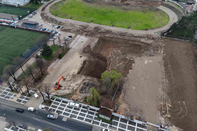 Düzce'de 81 İlin Taşıyla Yükselecek Anıt Eser İçin Kazma Vuruldu