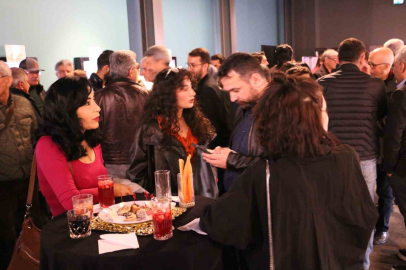 Uçan Köfteci Filminin Galası Diyarbakır'da Büyük İlgi Gördü