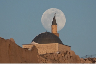 Bir Şehir Bu Gece Nefesini Tuttu