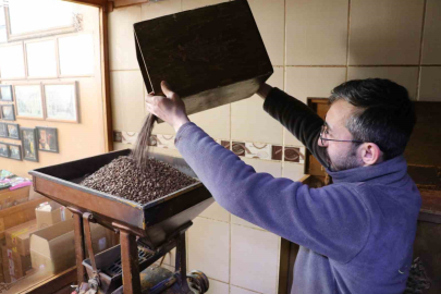 Sivas'ta Asırlık Taş Değirmende 100 Yıllık Kahve Geleneği