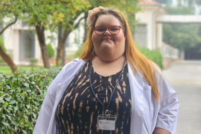 Zorbalığa Rağmen Vazgeçmedi: 50 Kilo Verip Üniversiteyi Bitirdi