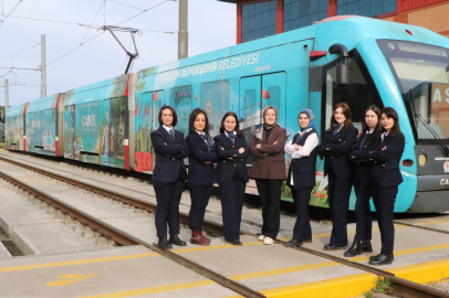 Samsun’da Tramvayları Kadın Vatmanlar Kullanıyor
