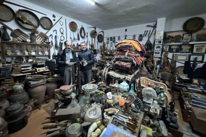 Bisküvi Kutusundan 15 Bin Parçalık Müzeye