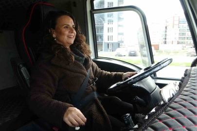 Öğrenciler Hoca Arıyor, Karşılarında O Var