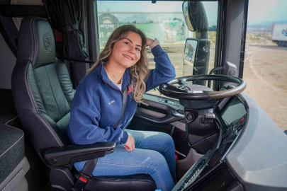 Üniversite Mezunu Kadın Babasının İzinden Gitti