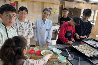 Ortaokul Öğrencileri Meslek Lisesinde Atölyeye Girdi
