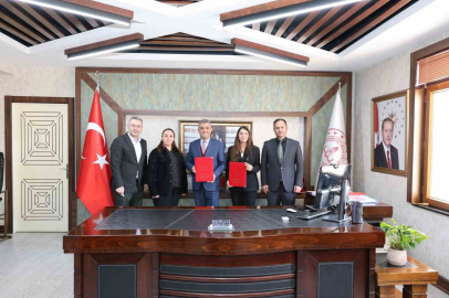 Erzurum’da Eğitimcilere Rekor Promosyon: 94 Bin TL