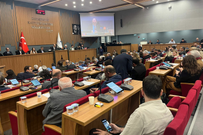 İzmir'de Ulaşım Zammı Belli Oldu: İZBAN 40, Otobüs 35 TL