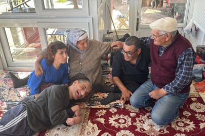 Yarım Asırlık Fedakarlık: 3 Engelli Evlada Adanan Bir Ömür