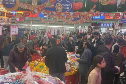 İstanbul'da Ucuz Et İzdihamı: Yüzde 50 İndirim Kuyruk Yarattı