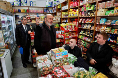 Erzincan'da Asırlık Gelenek: Vali Aydoğdu Bakkal Borçlarını Sildi