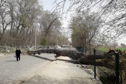 Meteoroloji İstanbul ve Marmara Şiddetli Fırtına Uyarısı