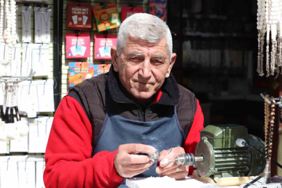 Odunpazarı'nda Bayram Mesaisi: Lüle Taşı Tezgahları Hareketlendi