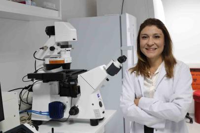 Yapay Zekadan Kemik Erimesine Umut: 50 Bin İlaç Taranacak